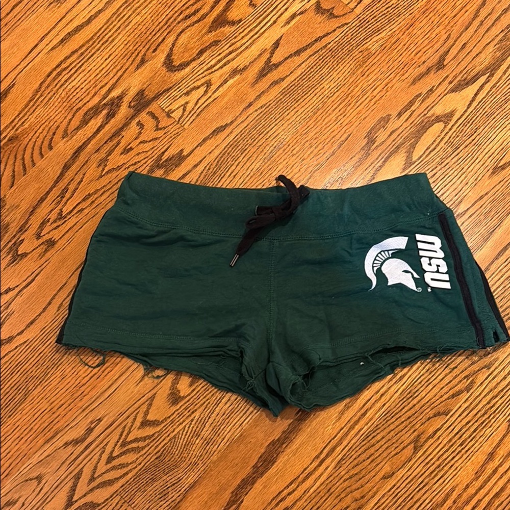 Women's Spartan Green Shorts Sz l